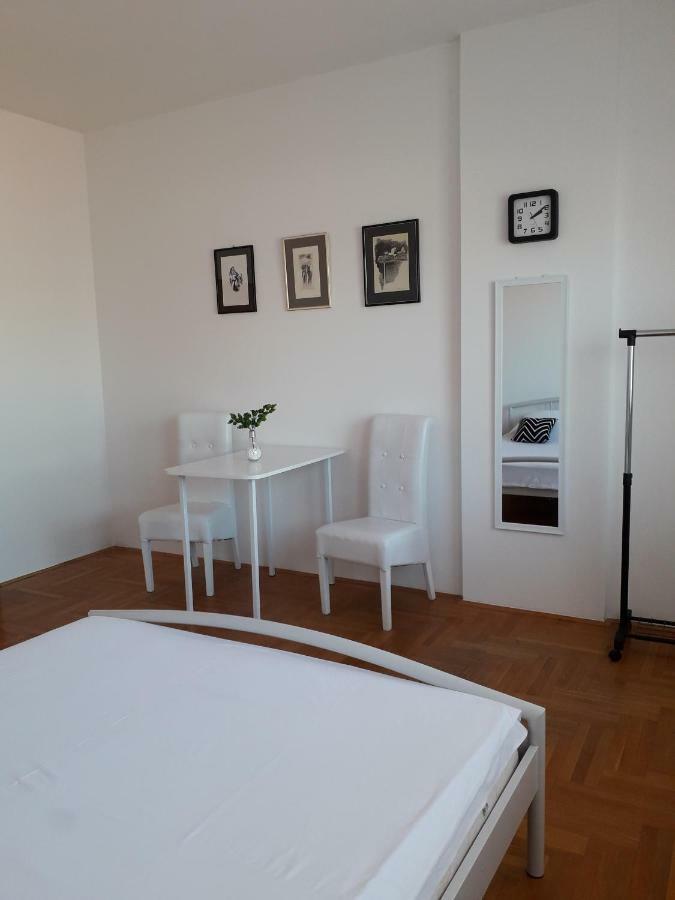 Apartman Dunja Ns 2 Novi Sad Dış mekan fotoğraf