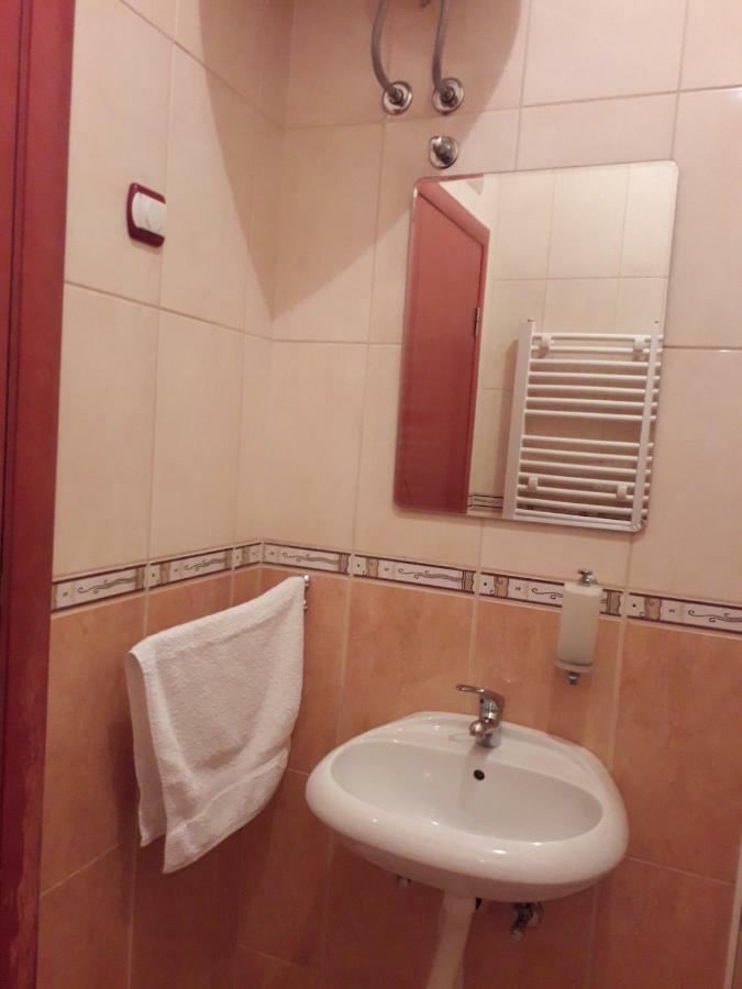 Apartman Dunja Ns 2 Novi Sad Dış mekan fotoğraf